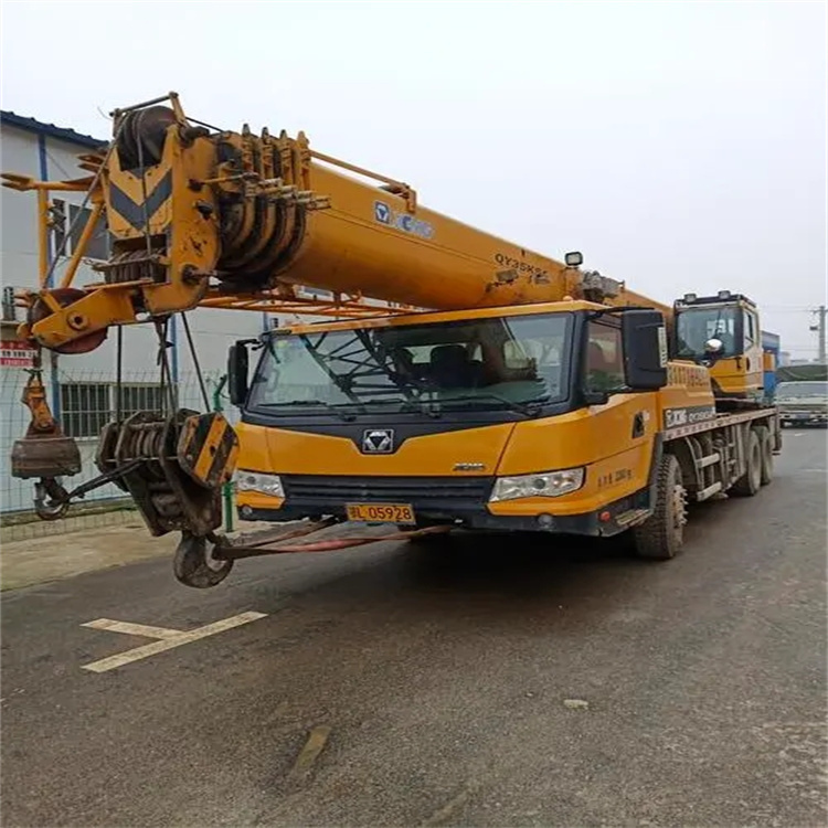 利川吊车出租保险：全面覆盖，安全无忧