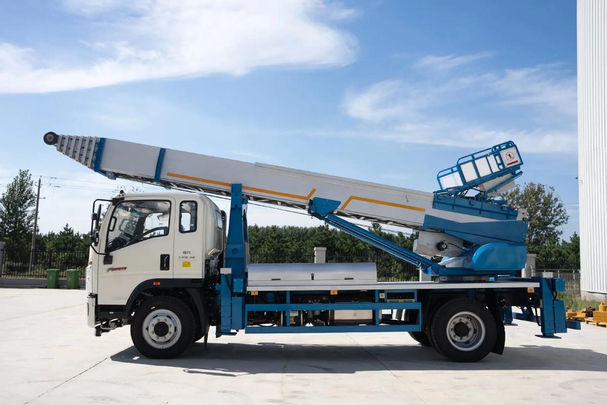 利川云梯上料车租赁费用